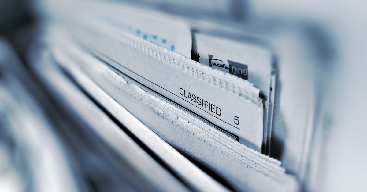 Starbucks Employee Sentiment Crash: A Hidden Risk Signal for Investors